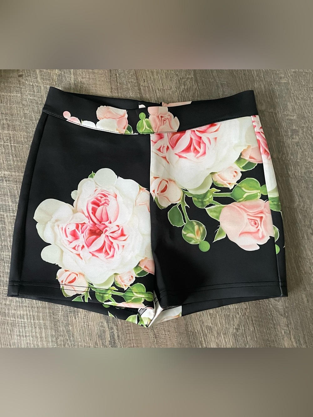 0 - rose shorts